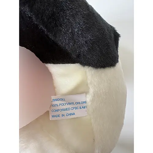 Photo from the official notice: Panda plush toy Plüschtier Panda soft toy — choking risk