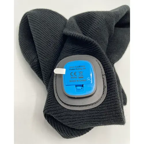 Foto dell’avviso ufficiale: Beanie with LED lamp, black — rischio: Ambiente