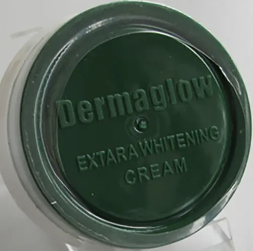 Foto do aviso oficial: Dermaglow Extra Whitening Beauty Cream Creme para clarear a pele — risco: Químico