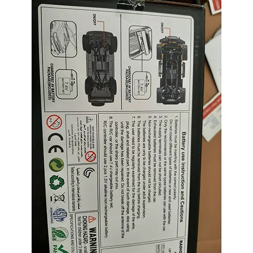 Foto uit de officiële melding: 1/16 Scale RC Cr,, Adults Hobby Toy (Red) New 1/16 Radiogestuurde speelgoedauto — risico: Snijwonden