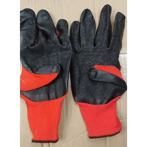 Photo de l’avis officiel: Urgent Gants de protection — risque: Blessures