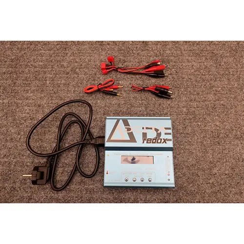 Photo de l’avis officiel: Delta redox Delta Chargeur de batterie — risque: Choc électrique