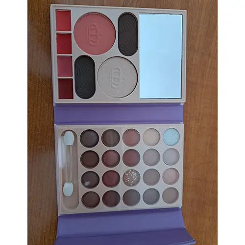 Photo de l’avis officiel: ANYLADY Unicorn The magical Set de maquillage — risque: Risque chimique