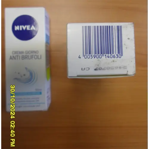 Photo de l’avis officiel: Nivea Crema giorno anti brufoli Crème pour le visage — risque: Risque chimique