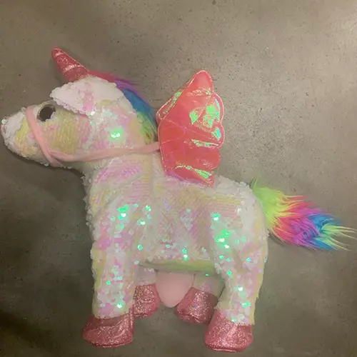 Photo de l’avis officiel: Licorne jouet — risque: Étouffement