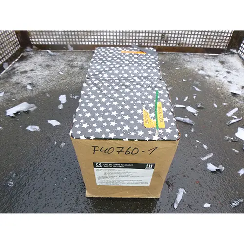 Photo de l’avis officiel: Supply Chain B.V. Color Crown Box Feux d'artifice — risque: Brûlures & Blessures