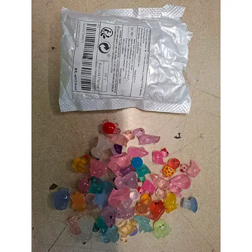 Foto aus der offiziellen Meldung: Plastikspielzeug — Risiko: Ersticken (SR/03647/25)