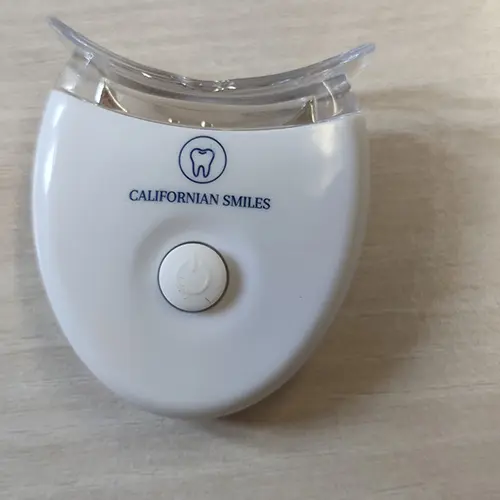 Foto dell’avviso ufficiale: CALIFORNIAN SMILES Teeth Whitening Kit Kit sbiancamento denti — rischio: Rischio per la salute / altro