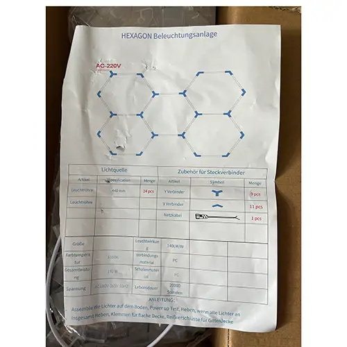 Photo from the official notice: 28x Hexagon LED Lampe Röhren Werkstatt Garage Wand Decken Leuchte Beleuchtung DE — electric shock risk