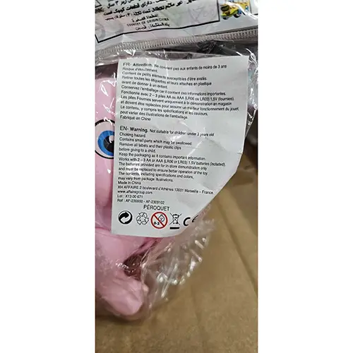 Photo de l’avis officiel: Péroquet Jouet en plastique — risque: Risque chimique & Étouffement