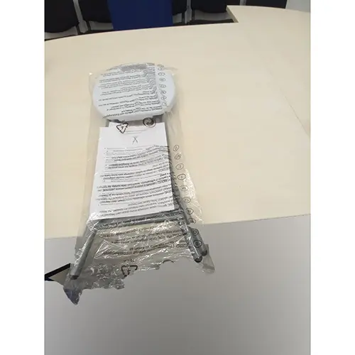 Photo de l’avis officiel: Chaise pliante — risque: Blessures (SR/03975/25)