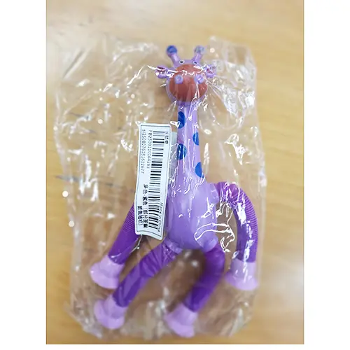 Photo from the official notice: Plastic giraffe plastic toy — choking risk