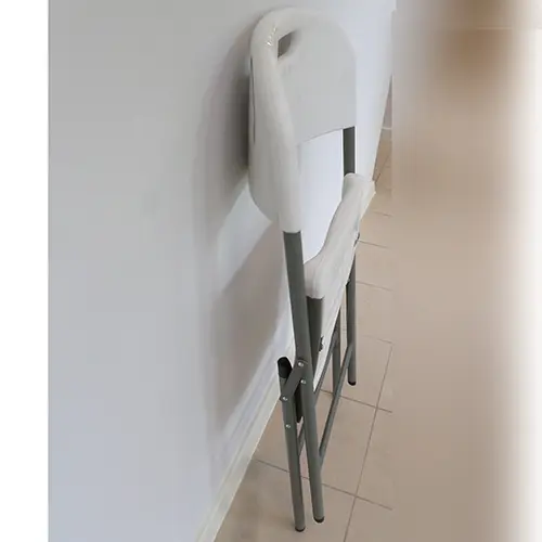 Photo de l’avis officiel: Chaise pliante — risque: Blessures (SR/04115/25)