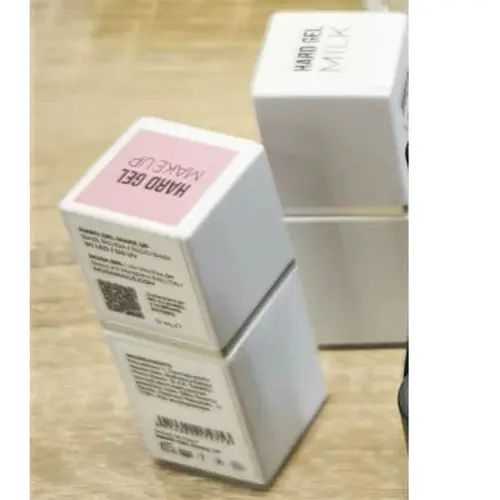 Foto aus der offiziellen Meldung: MUSA Nails Hard Gel Make Up per le unghie Gel-Nagellack — Risiko: Chemikalie