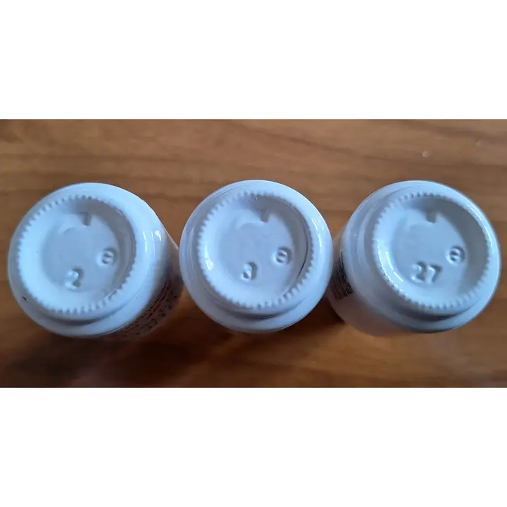 Photo from the official notice: Only Nais Ultra strong Base Clear Wonderful Gel gel nail polish — chemical risk