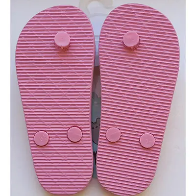 Foto uit de officiële melding: Pusheen Slippers — risico: Milieu