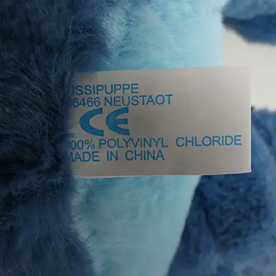 Foto do aviso oficial: Lissipuppe/Lissidoll Peluche Disney Stitch Canard Mignon 30cm Cadeau Brinquedo de pelúcia — risco: Engasgamento