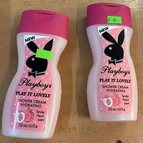 Photo de l’avis officiel: Playboy PLAY IT LOVELY Crème de douche — risque: Risque chimique