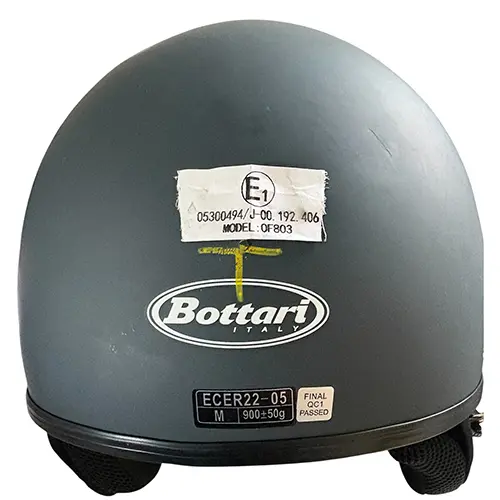 Photo de l’avis officiel: Bottari Eclipse e Ribot Casque de moto — risque: Blessures