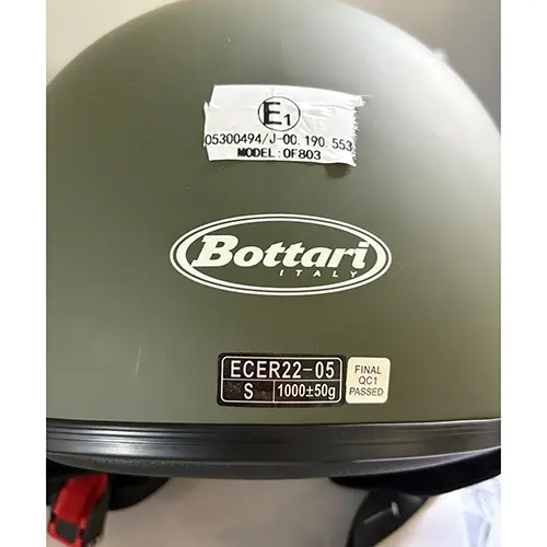 Photo de l’avis officiel: Bottari Eclipse e Ribot Casque de moto — risque: Blessures