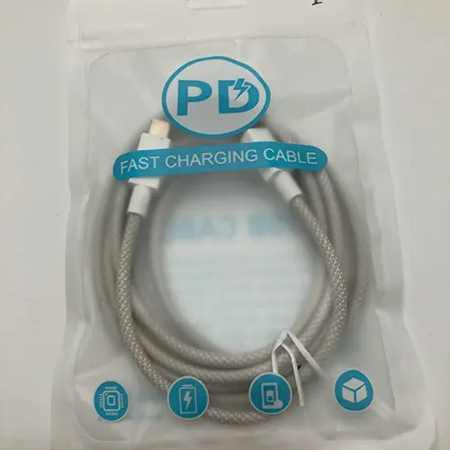Photo from the official notice: PD fast charging cable — environment risk (SR/04419/25)