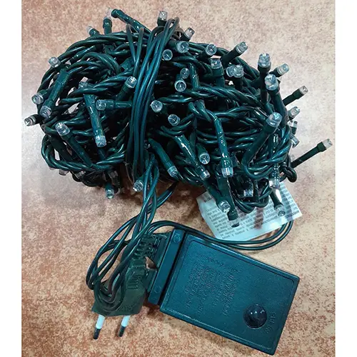 Photo from the official notice: IDEA'S Christmas 180LED MINILUCCIOLE lighting chain — electric shock risk