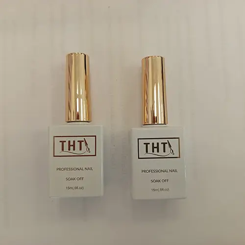 Foto aus der offiziellen Meldung: THT PROFESSIONAL NAIL SOAK OFF, UV /LED 15m, 033 Gel-Nagellack — Risiko: Chemikalie