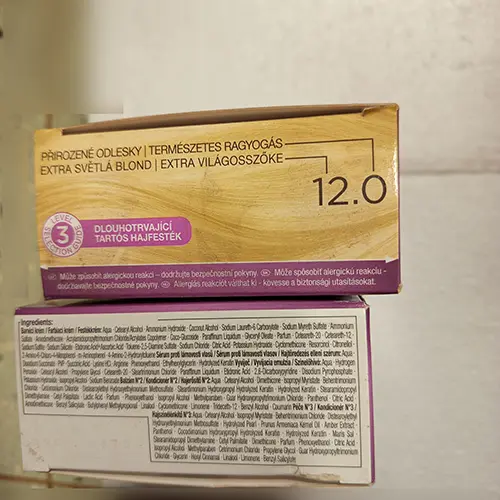 Foto aus der offiziellen Meldung: Schwarzkopf Long-lasting color Color EXPERT, NEW MAXIMAL CARE Haarfärbemittel — Risiko: Chemikalie