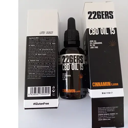 Foto del aviso oficial: CBD OIL 15 „226ERS®“ 4500 mg 15 % Cannabidiol, 0 % THC, CINNAMON Flavour Aceite para el cuidado de la piel — riesgo: Riesgos químicos