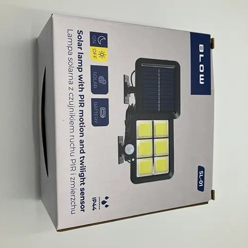 Photo de l’avis officiel: BLOW Spotlight LED with motion detector and solar cell Pleins feux — risque: Risque chimique & Environnement