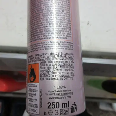 Foto uit de officiële melding: L´OREAL PARIS HAIR SPRAY STUDIO SILK A GLOSS Haarspray — risico: Chemische risico's (SR/00058/26)