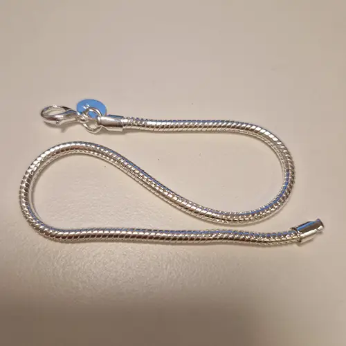 Foto dell’avviso ufficiale: Bracciale — rischio: Rischio chimico (SR/00219/26)