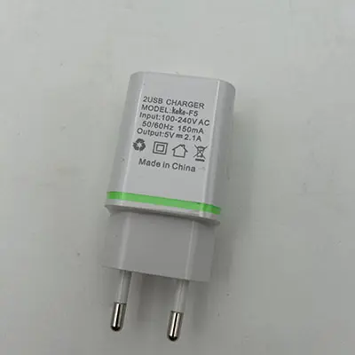 Foto aus der offiziellen Meldung: Musiook Shaver Socket with USB, European USB Charger Plug USB-Ladegerät — Risiko: Elektrischer Schlag