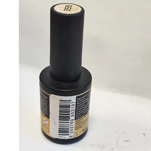 Photo de l’avis officiel: Melissa professional Smalto gel polish Gel vernis à ongles — risque: Risque chimique
