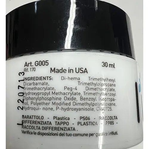 Foto uit de officiële melding: Lisa 1 Phase gel Gel nagellak — risico: Chemische risico's