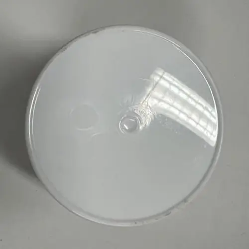 Foto uit de officiële melding: Lisa 1 Phase gel Gel nagellak — risico: Chemische risico's