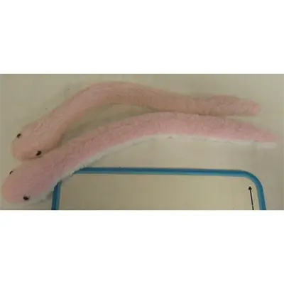 Photo from the official notice: 3 pièces année du serpent en peluche jouet envelopper autour du bras petit serpent en peluche soft toy — choking risk
