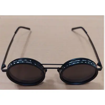Photo de l’avis officiel: lunettes de soleil à gradation manuelle Vintage Steampunk — risque: Dommages à la vue