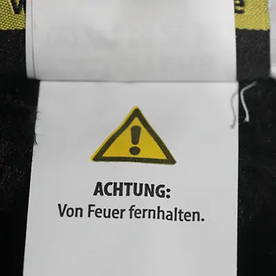 Foto aus der offiziellen Meldung: Fancy-Kostüm — Risiko: Ersticken