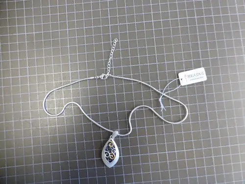 Photo de l’avis officiel: snake chain necklace with silver plating Collier — risque: Risque chimique