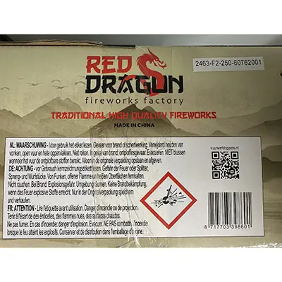 Foto uit de officiële melding: Fireworks International B.V. Dancing Demon Vuurwerk — risico: Verwonding