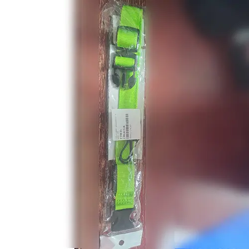 Foto dell’avviso ufficiale: YUMMIE Collar with LED with battery Collare per cani — rischio: Ustioni & Incendio