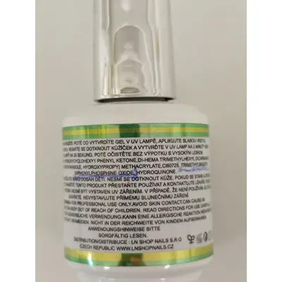 Foto aus der offiziellen Meldung: LNS UV/LED GEL POLISH, GLOW-IN-DARK, TOP COAT Gel-Nagellack — Risiko: Chemikalie