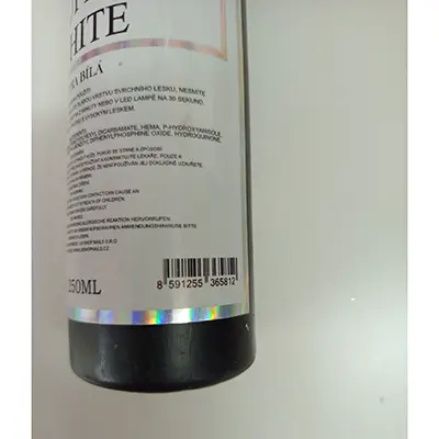Foto uit de officiële melding: LNS LNSHOPNAILS.CZ Top gloss, SUPER WHITE EXTRA WHITE Gel nagellak — risico: Chemische risico's