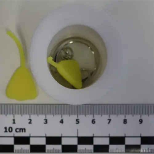 Photo from the official notice: Bubble mud toy slime with key ring — choking risk
