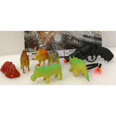 Photo from the official notice: Super Gun Shooting Game toy gun set — choking risk