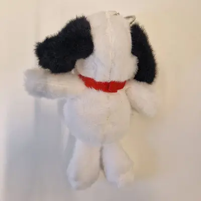 Photo from the official notice: Key ring with soft toy — choking risk (SR/00975/26)
