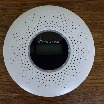 Foto uit de officiële melding: Extralink Carbon Monoxide Smoke Detector Koolmonoxidedetector — risico: Verstikking