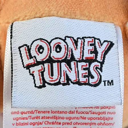 Foto do aviso oficial: Looney Tunes Pram toy Brinquedo macio — risco: Engasgamento