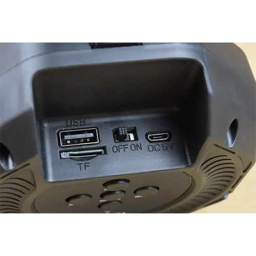 Photo from the official notice: KAKUSIGA WIRELESS SPEAKER — burns risk